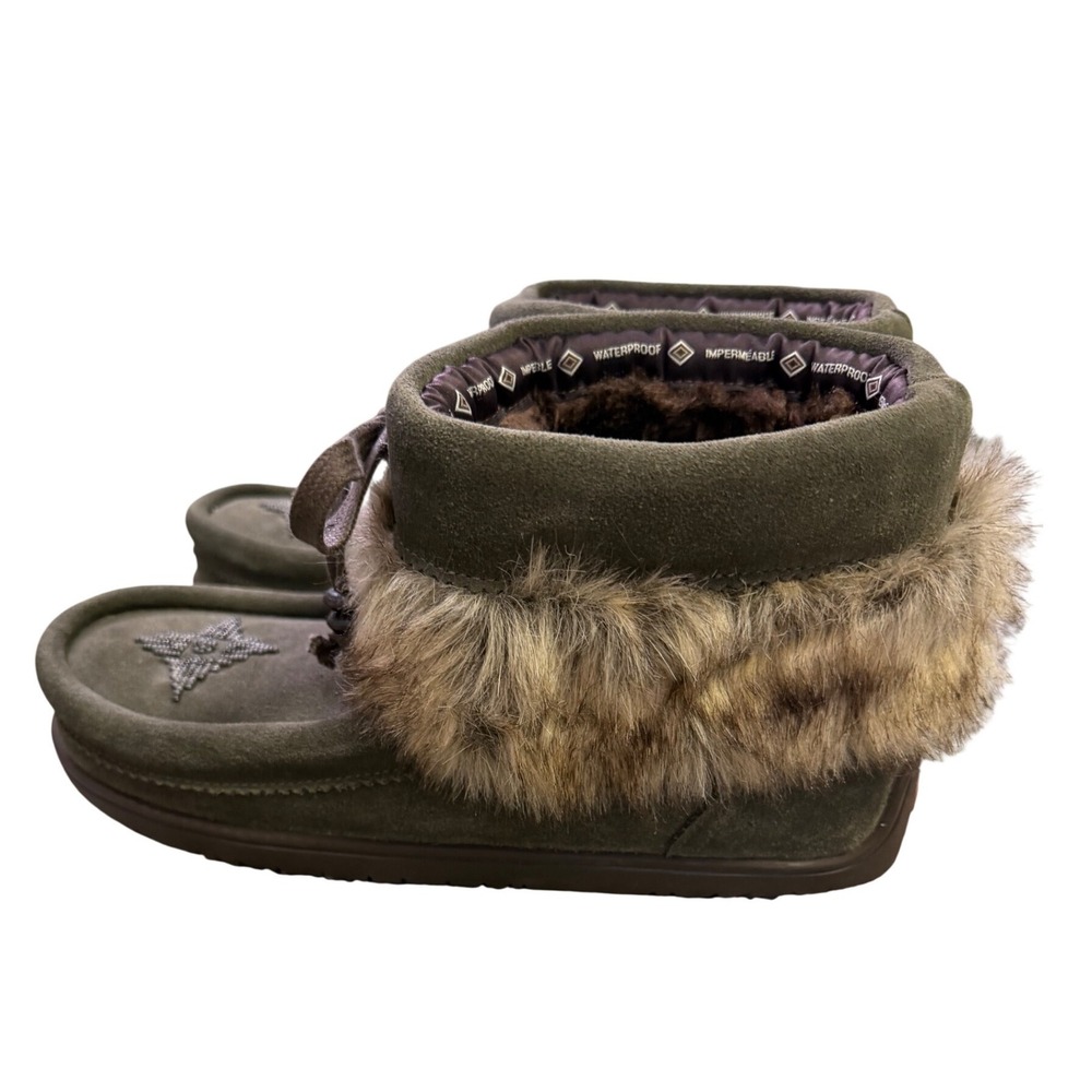 Manitobah Mukluks Keewatin Waterproof Olive Green Suede Faux Fur Boots Size 10W